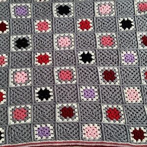 Vintage New Handmade Gray Multi Color Granny Square Afghan